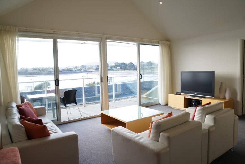 York Cove Hotel George Town Eksteriør bilde